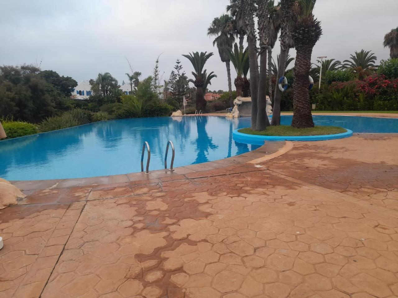 Villa A Bouznika Bay-Plage Et Golf 外观 照片